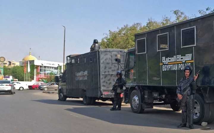 مصر: اعتقال رسام كاريكاتير نشر تسجيلا مصورا تحية لانتفاضة 2011