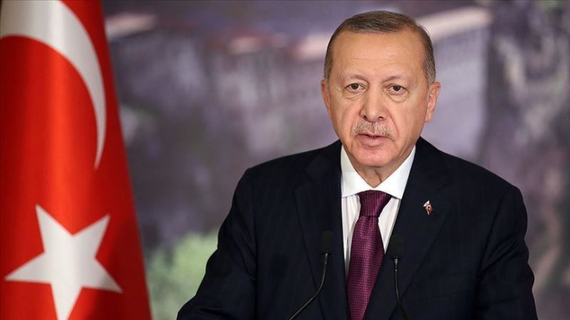 أردوغان يناشد الأتراك بتحويل مدخراتهم إلى العملة الوطنية