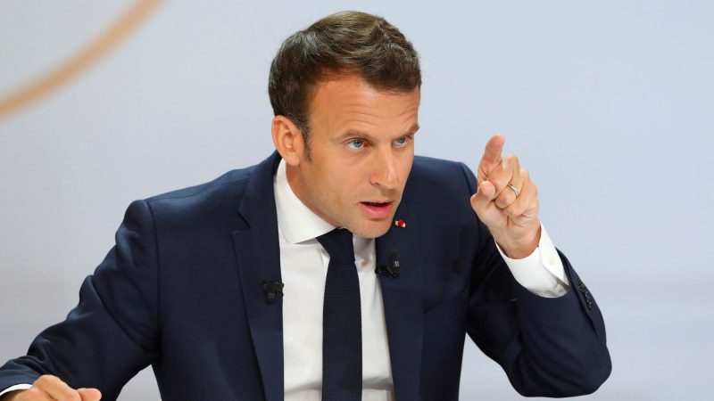 ماكرون يعلن تمديد الإغلاق الجزئي في فرنسا
