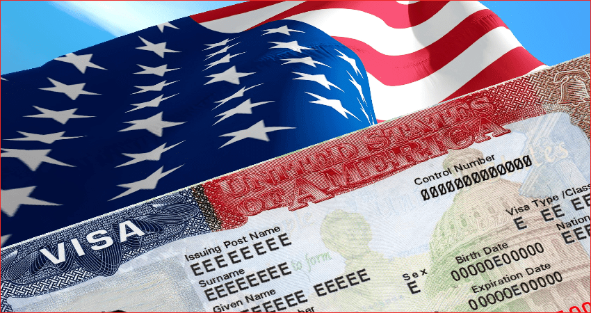بايدن  يلغي  قرار سلفه ترامب بشأن تأشيرات السفر