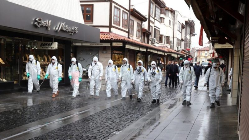 اردوغان يعلن إغلاقا تاما في تركيا لمواجهة “كورونا”