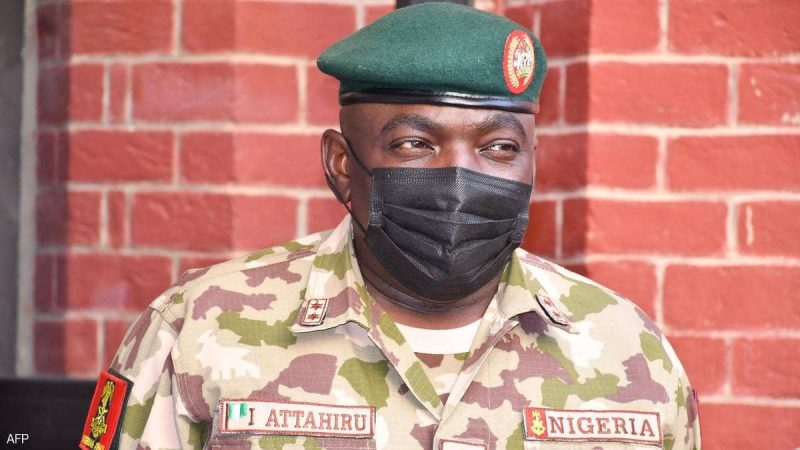 مصرع قائد الجيش النيجيري في حادث تحطم طائرة