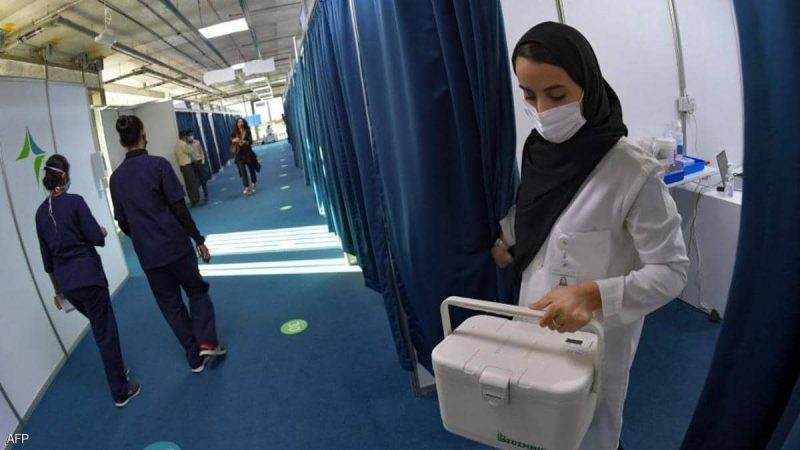 الإمارات تتصدر معدل توزيع لقاح كورونا في العالم