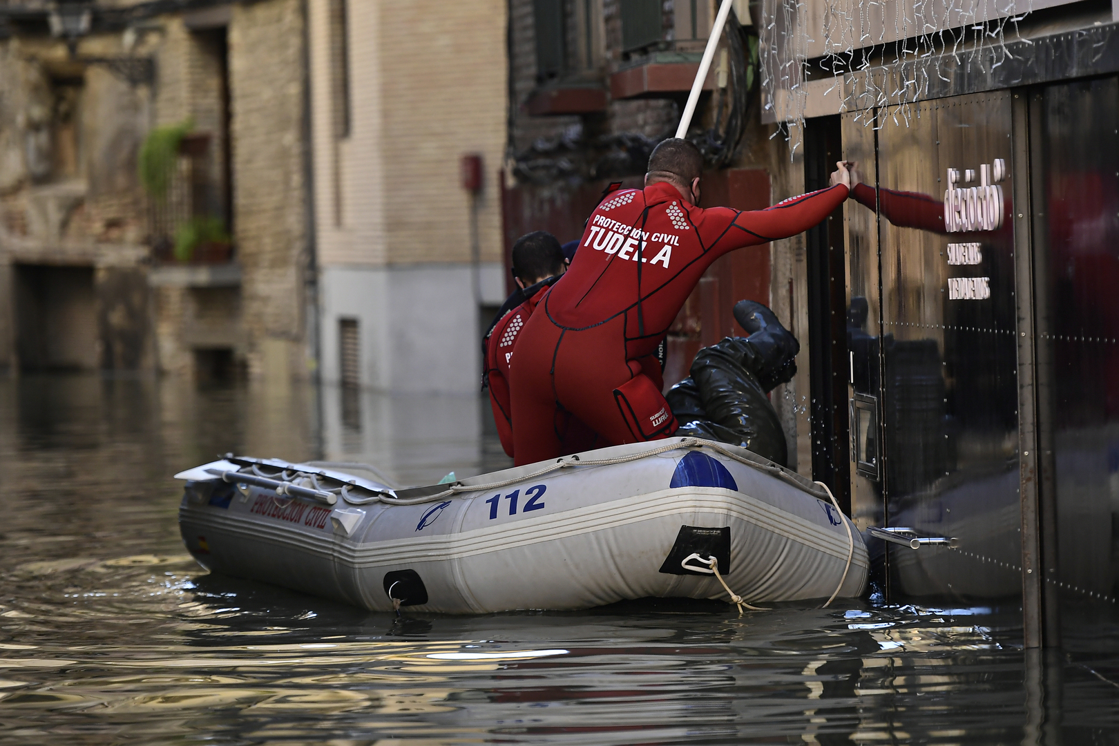 مصرع شخص واحد على الأقل جراء فيضانات عارمة في إسبانيا