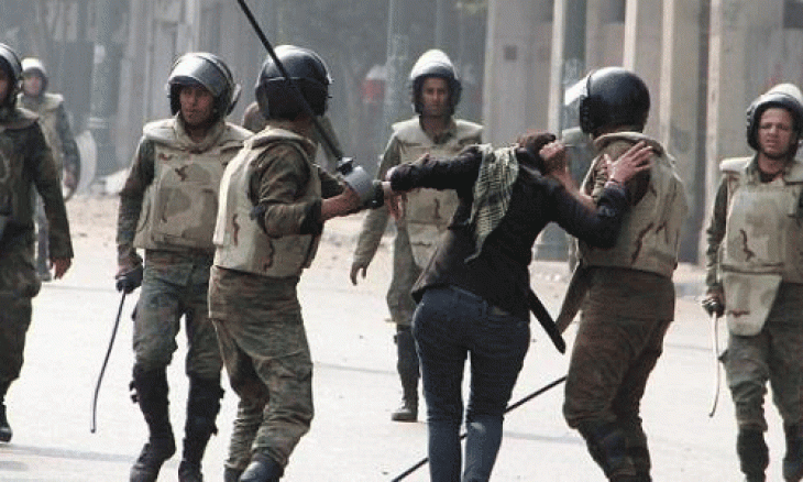 حقوق الإنسان في مصر: منظمة حقوقية تعلن وقف نشاطها بسبب “الملاحقات الأمنية والاستهانة بسيادة القانون”