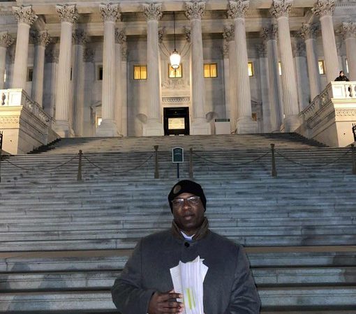 اعتقال عضو ديمقراطي في الكونغرس الأمريكي شارك في وقفة احتجاجية على “حقوق التصويت”