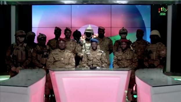 الاتحاد الأفريقي يقرر تعليق عضوية بوركينا فاسو بعد الانقلاب العسكري