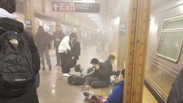 إصابات في عملية  إطلاق نار في محطة مترو أنفاق بنيويورك