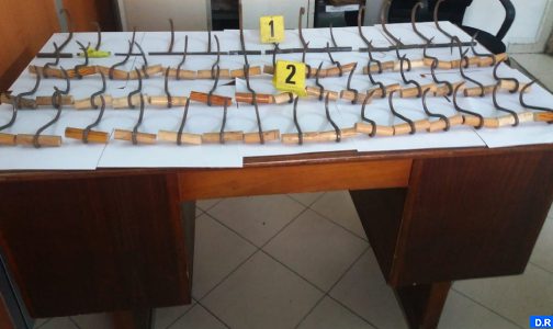 طنجة: حجز 138 أداة حديدية يشتبه في استخدامها في عمليات التسلق والاقتحام المنجزة في إطار المحاولات الجماعية للهجرة غير الشرعية