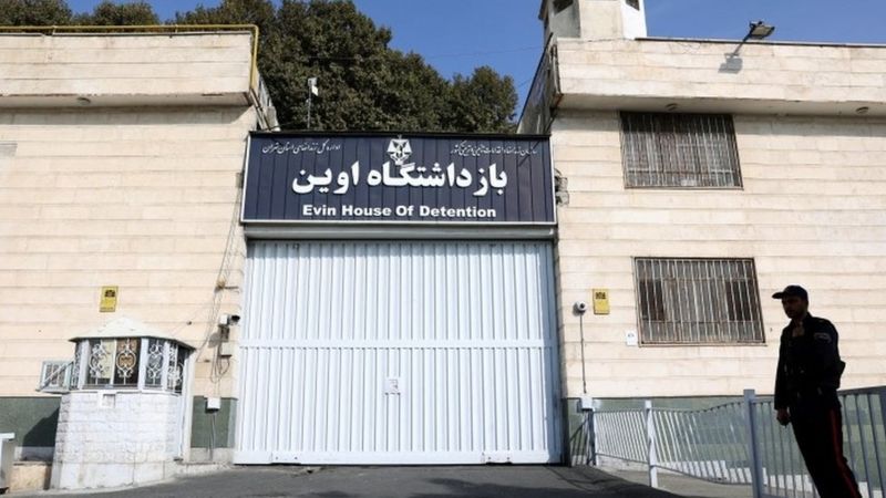 احتجاجات إيران: اعتداءات جنسية وجسدية على النساء المعتقلات