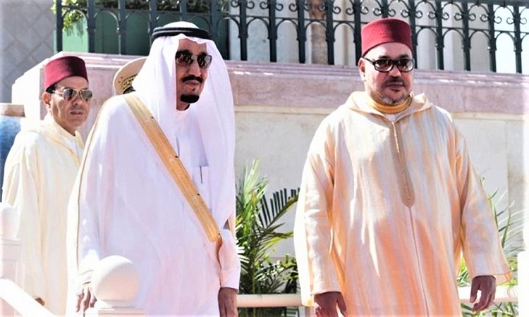 الملك يهنئ العاهل السعودي بمناسبة ذكرى توليه مقاليد الحكم