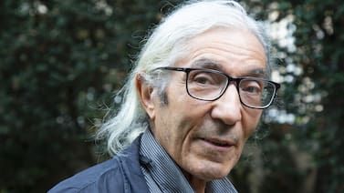 ينسف ادعاء عفو الرئيس “تبون” لاسباب إنسانية: “صنصال” يتحدى ويقرر العودة إلى الجزائر لمواجهة الظلم والمطالبة بالتعويضات واستعادة هاتفه وحاسوبه