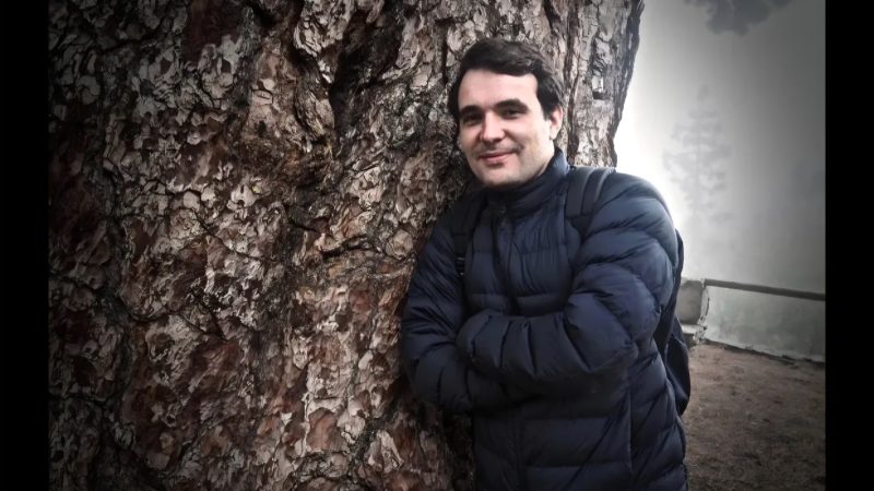 الجزائر: 7 سنوات سجنا نافذا في حق الصحفي الفرنسي “كريستوف غليز”، بعد آطلاق سراح الكاتب الفرنكوجزائري صنصال بعفو “رئاسي ألماني”