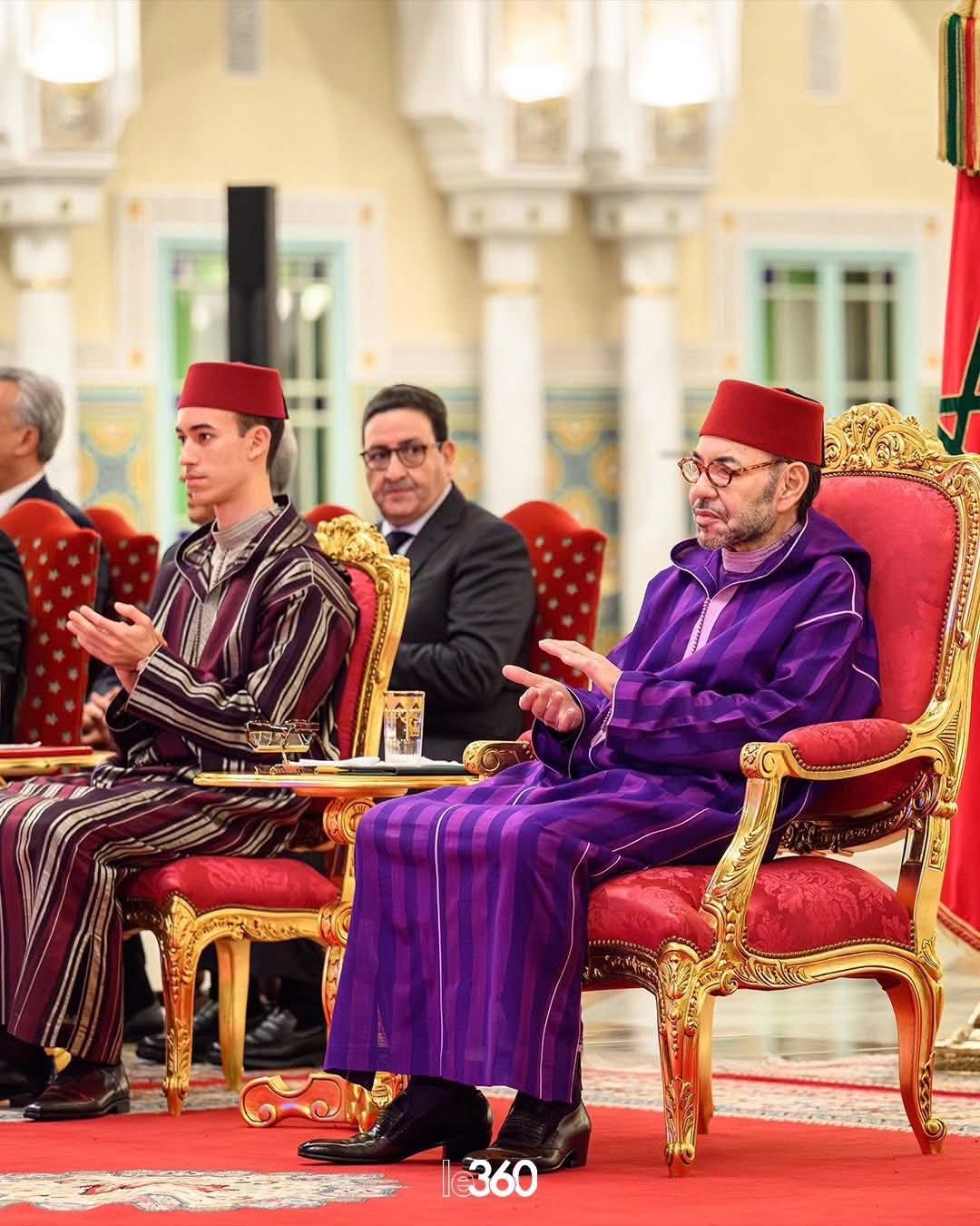 جلالة الملك يترأس حفل تقديم وإطلاق مشروع إنجاز مصنع بالنواصر لإنتاج أنظمة هبوط الطائرات تابع لمجموعة “سافران”