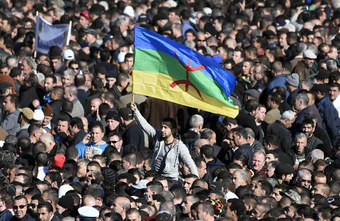 الأحد 19 أبريل تحتفل دولة القبائل المحتلة بالربيع القبائلي في فرنسا…مطالبة بالاستقلال وجلاء الاحتلال الجزائري الإستبدادي الغاشم 