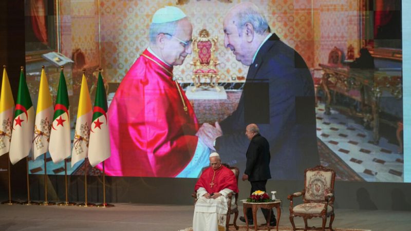 البابا ليون 14″ انتقد بشدة النظام الجزائري ويؤدبه وتحدث بصوت المنظمات الحقوقية والمضطهدين ووجه رسالة مناصحة قوية وطالب بتأسيس مجتمع مدني حيوي وحر