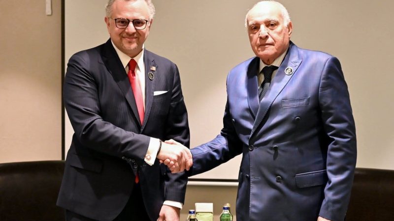 الولايات المتحدة الأمريكية تأمر الجزائر بتفكيك مخيمات تندوف بشكل نهائي في الفترة القادمة وعدم التدخل في الشأن الداخلي لدولة مالي وكذلك القيام باصلاحات ديمقراطية