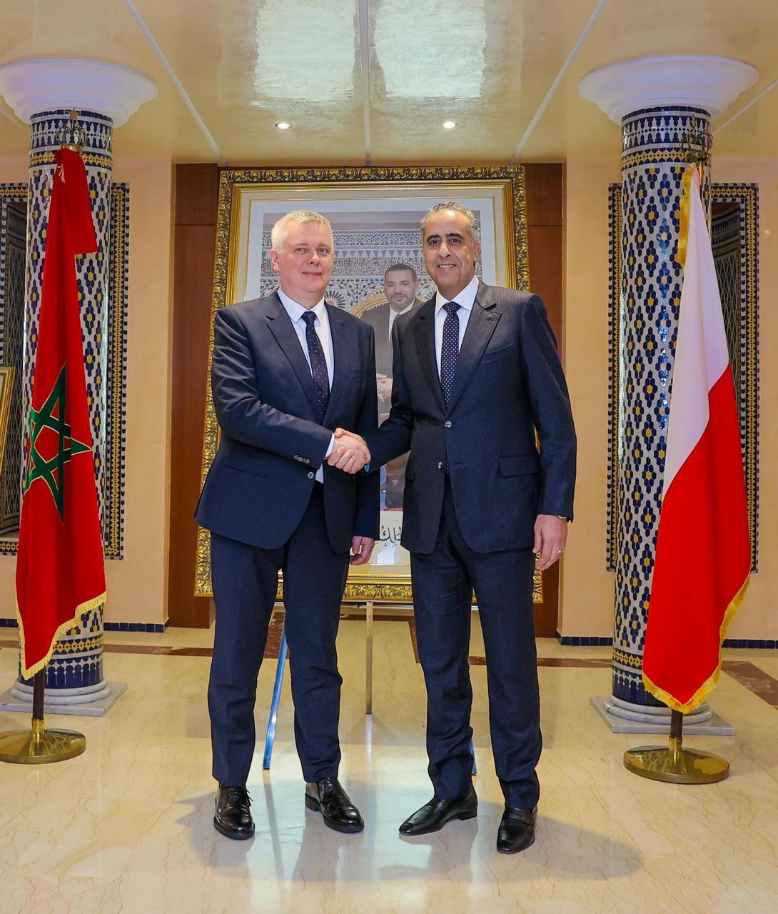 حموشي يستقبل الوزير المنتدب لدى الوزير الأول المكلف بالتنسيق بين المصالح الأمنية والأجهزة الخاصة بدولة بولونيا