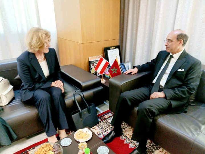 رئيس النيابة العامة يجري مباحثات مع المدعية العامة لجمهورية النمسا 