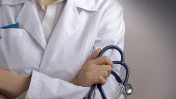 بسبب الضغوطات ..محاولة انتحار طبيبة مقيمة بوجدة