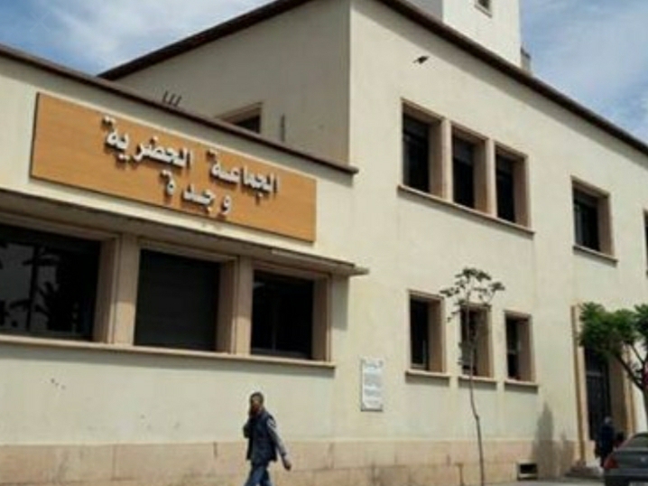 لتجاوز ارث عهد عمر حجيرة .. جماعة وجدة تعتزم كراء حوالي 80 حافلة للنقل العمومي