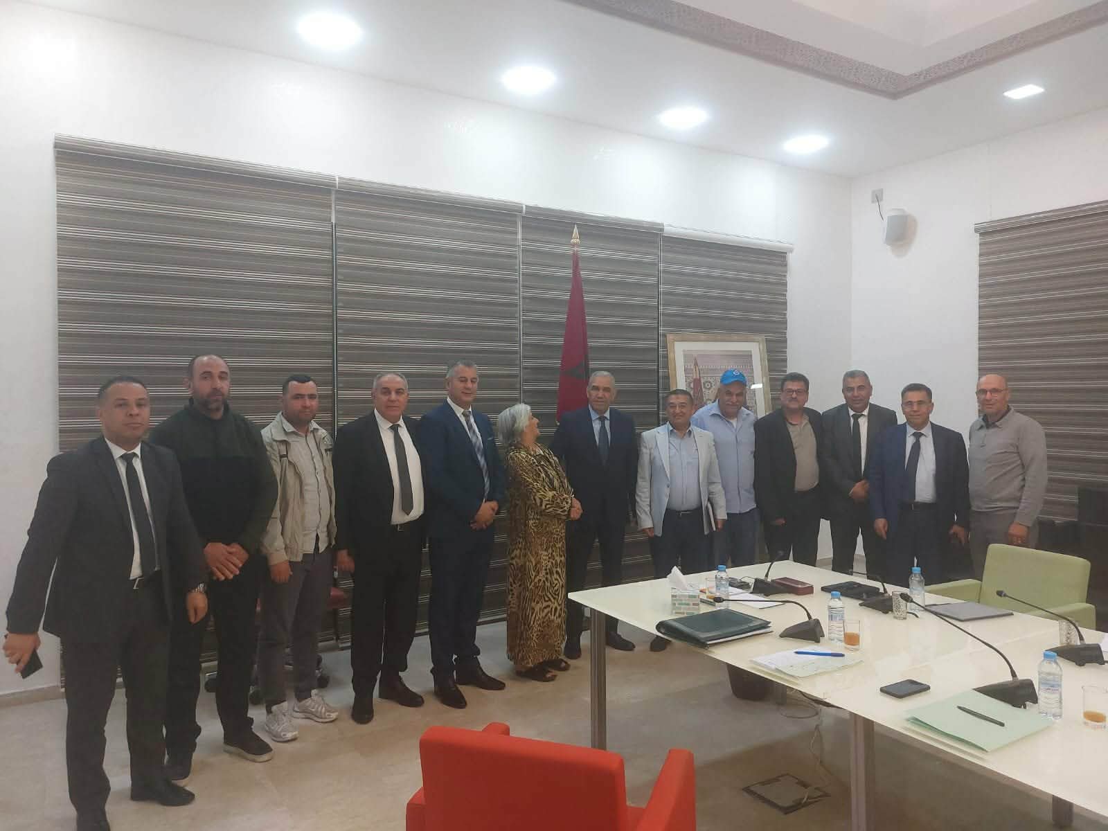 الوالي العطفاوي يستقبل نقابة عمال الطوبيسات لتدارس المشاكل