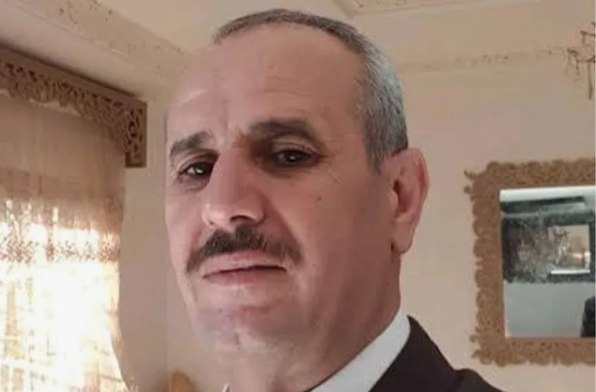 بوكابوس لأعضاء جماعة وجدة : “مستشار يدور فدروبا ويتصور مع التيويات الحمر”