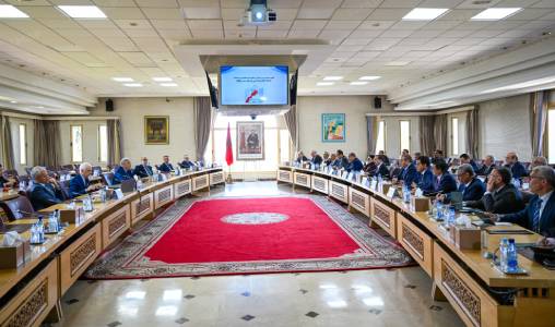 وزير الداخلية يعقد اجتماعا مع قادة ومسؤولي الأحزاب السياسية التي تتوفر على فريق أو مجموعة برلمانية حول الاستعدادات لانتخاب أعضاء مجلس النواب