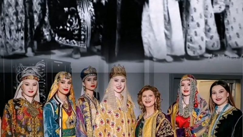 القفطان المغربي: سيرة مجد وتاريخ حضارة عابرة للزمن وتجسيد حي لسيادة ثقافية وعبقرية حضارية مغربية مستمرة في العطاء والتجدد