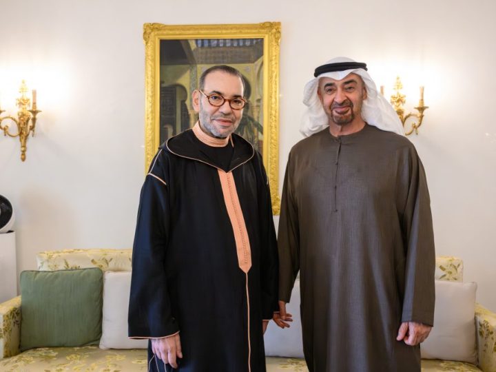 الملك محمد السادس يزور  الشيخ محمد بن زايد في مقر  إقامته بالرباط