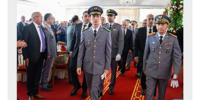 بتعليمات سامية من جلالة الملك، ولي العهد الأمير مولاي الحسن يترأس حفل تخرج فوجي السلك العالي للدفاع و  الأركان