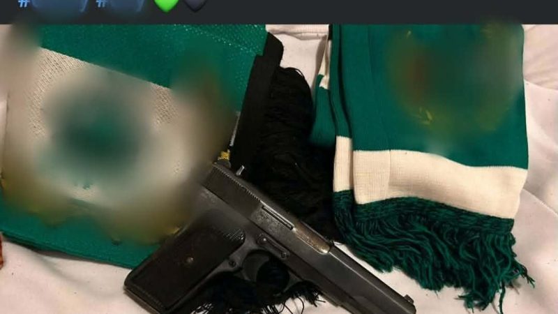 وجدة : الأمن يوقف ناشر محتوى يتضمن شعار المولودية الوجدية ومجسم لسلاح ناري وخراطيش نارية