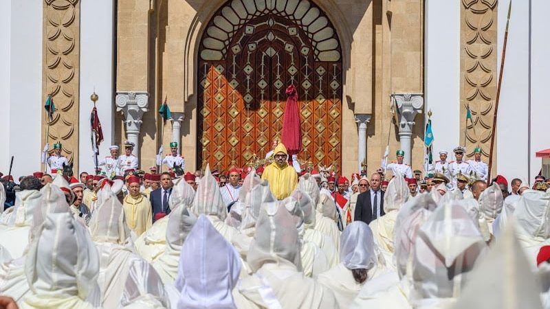 جلالة الملك يترأس حفل الولاء بالقصر الملكي بتطوان