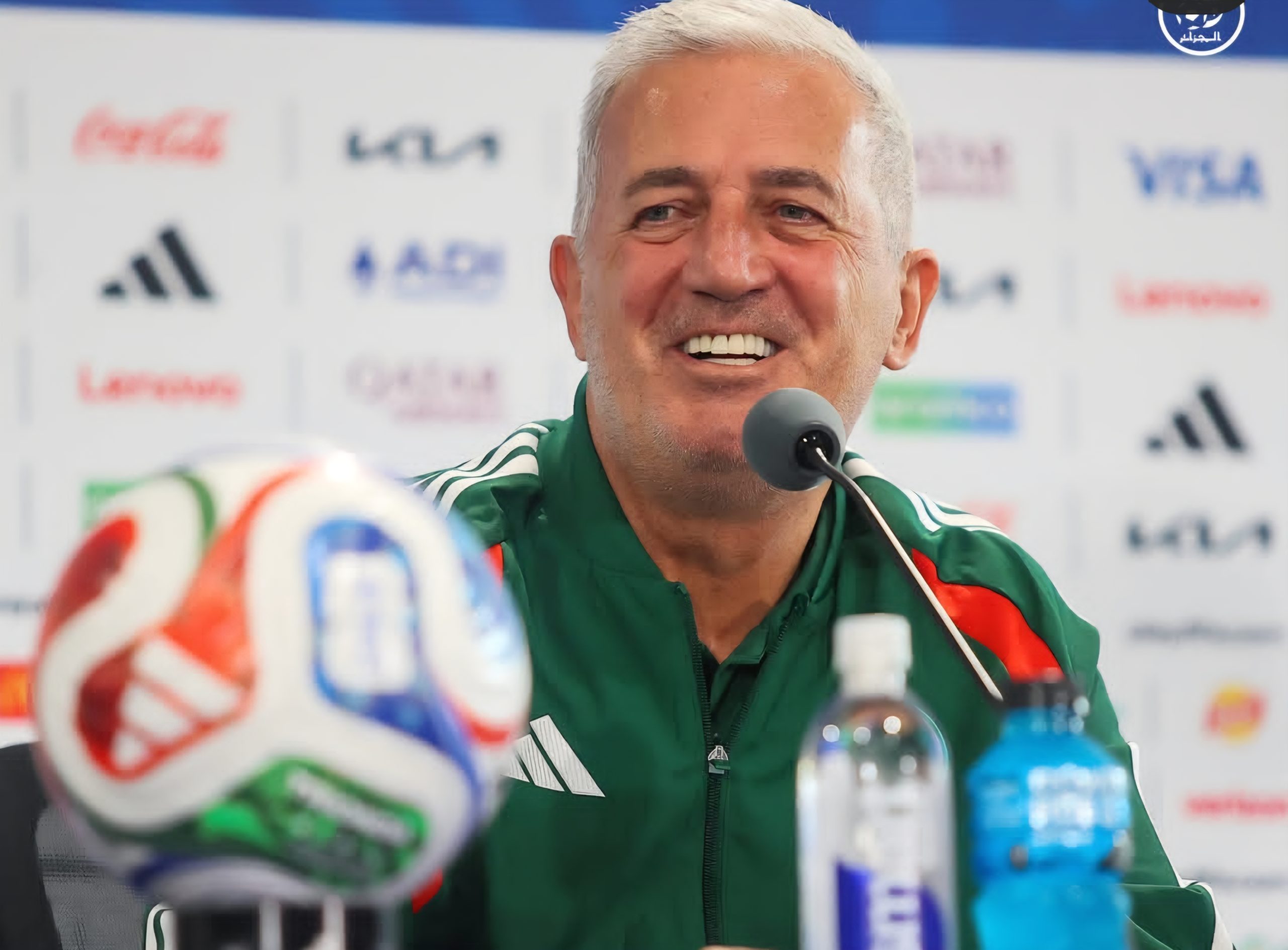 اتحادية الجزائر لكرة القدم FAF تجدد عقد المدرب الوطني لمنتخب “ثعالب الصحراء” “فلاديمير بيتكوفيتش” قبل شهر إلى غاية سنة 2028، في صفقة تحمل أرقاماً مالية ضخمة