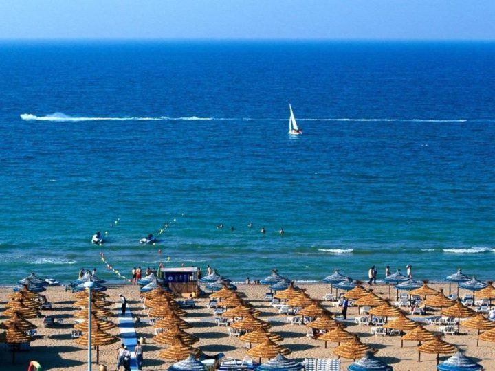 السعيدية .. زوار المدينة بين الظلام وفوضى الأشغال