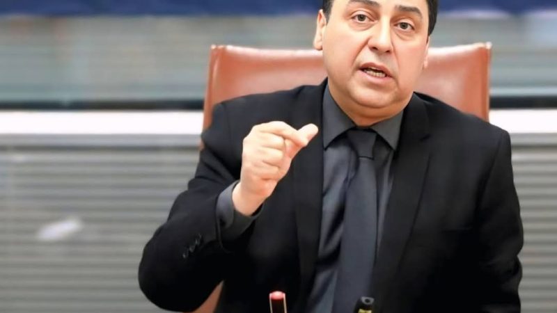 استقلاليون غاضبون من عمر حجيرة