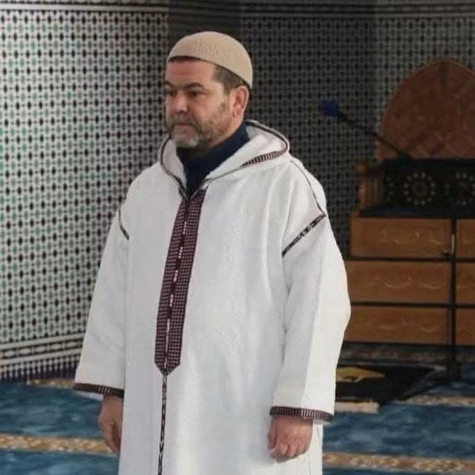 مرتادو مسجد المنصور الذهبي بوجدة مستاؤون من توقيف الفقيه التوزاني عن خطبة الجمعة