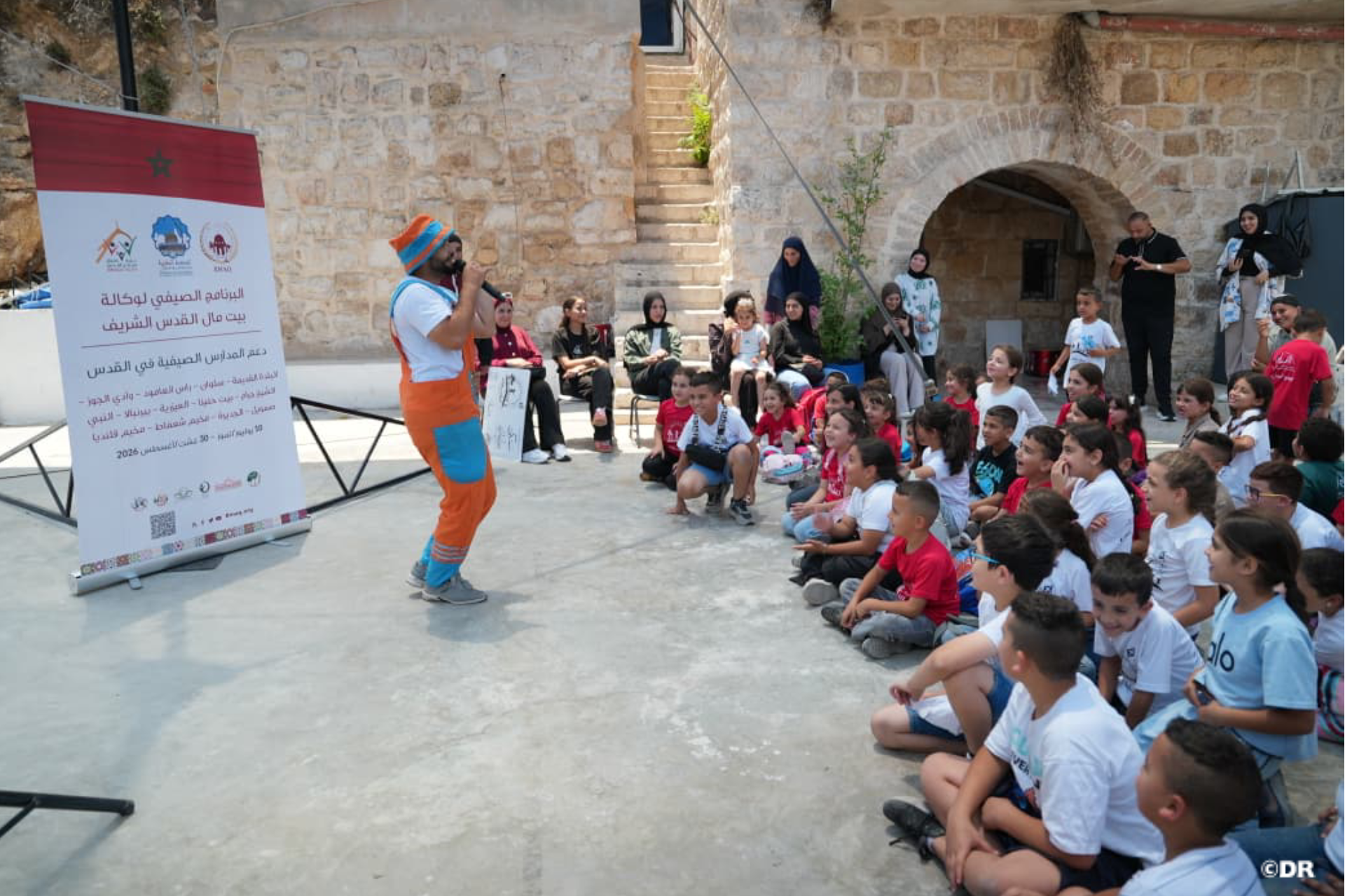 إسدال الستار على برنامج “المدارس الصيفية” لفائدة 3000 من الأطفال الفلسطينيين في القدس بدعم مغربي