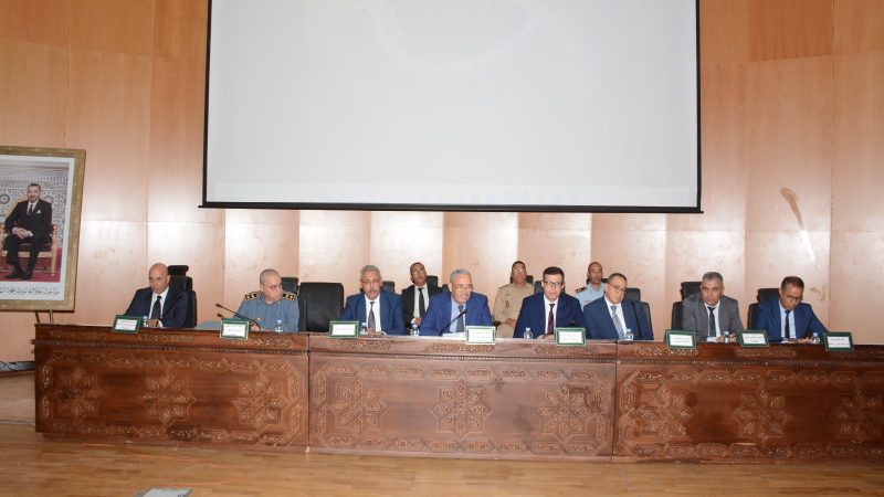 نزاهة الإنتخابات وحياد الإدارة في محور اللقاء بين الوالي العطفاوي و وكلاء اللوائح و ممثلي الأحزاب السياسية