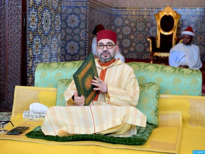 أمير المؤمنين يترأس حفلا دينيا إحياء للذكرى الثامنة والعشرين لوفاة المغفور له الملك الحسن الثاني