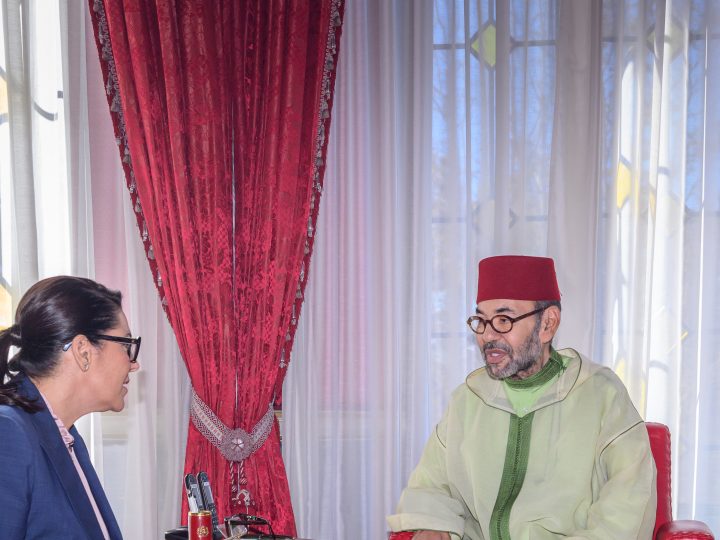 الديوان الملكي: الملك يستقبل فاطمة الزهراء المنصوري رئيسة الحكومة المكلفة